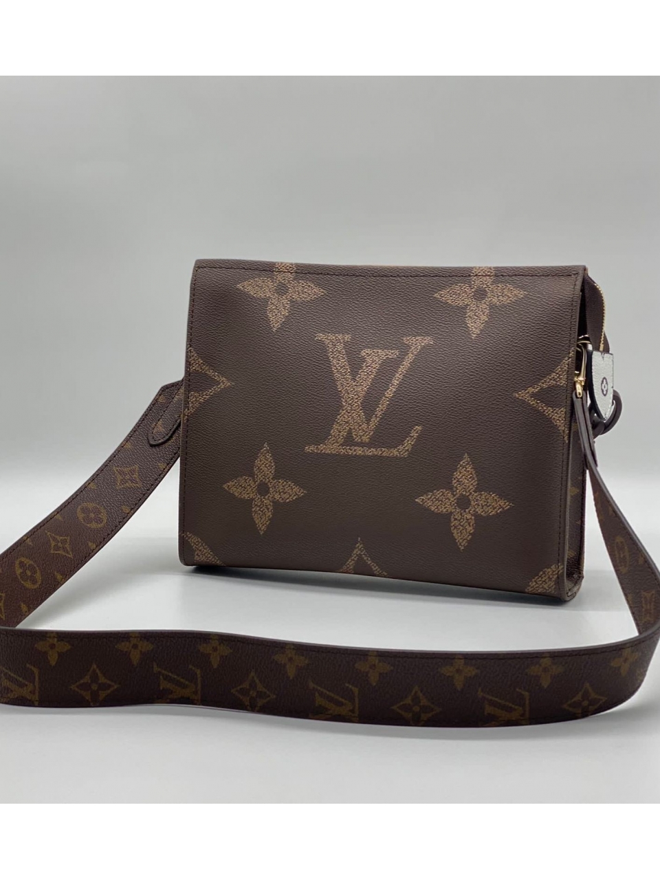 Сумка Louis Vuitton